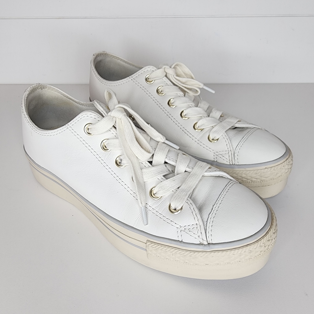Converse Chuck Taylor All Star Lift Ox Platform Women 9 Slip On Sneaker White